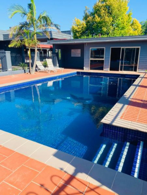 Sunshine Motor Inn, Ardeer